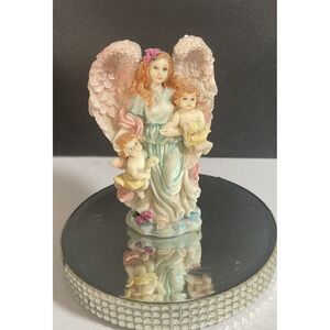 VNTG Seraphim Classic Angel‎ Holding 2 Cherubs
